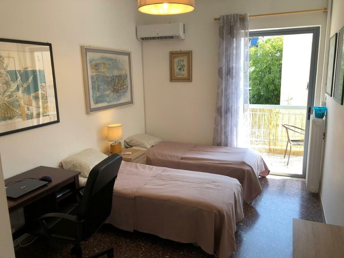 Metaxourgio Spacious Two Bedroom Apartment Athens Exterior photo